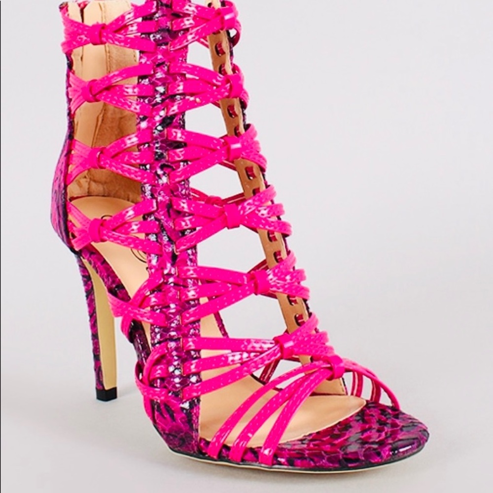 Wild Rose Beautiful pink snake print heels